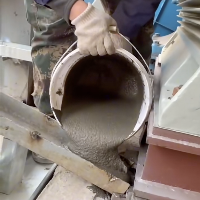 岳塘旧混凝土基面需要怎么处理才能灌浆？